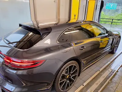Porsche Panamera 2.9 V6 4 E-Hybrid — Sportivité hybride et technologie premium — Seitenansicht