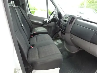 Mercedes-Benz Sprinter 316 NGT — Utilitaire polyvalent bicarburation, 51'000 km seulement — Thumbnail 11