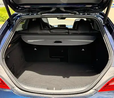 Mercedes-Benz CLA 200 Shooting Brake — Break compact AMG, diesel efficace 191'000 km — Miniature 25