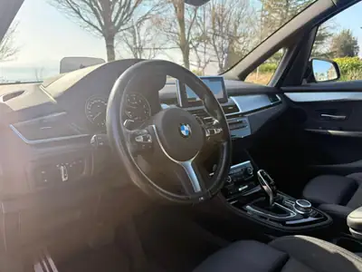 BMW 220 Gran Tourer xDrive — Monospace premium diesel, 92'000 km, sans sinistre — Miniature 17