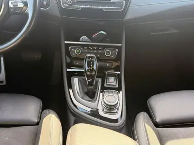 BMW 220 Gran Tourer xDrive — Monospace premium diesel, 92'000 km, sans sinistre — Miniature 27