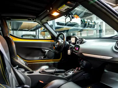 Alfa Romeo 4C Spider 1750 TBi TCT — Roadster italien légendaire, moteur suralimenté — Miniature 13