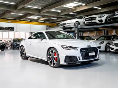 Audi TT RS Coupé 400 ch — Sportive rare, première main, kilométrage exceptionnel — côté
