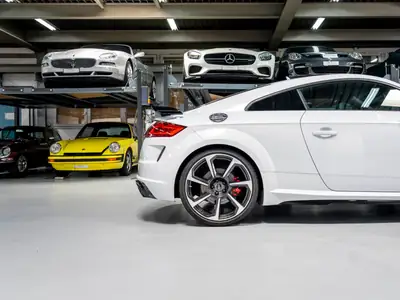 Audi TT RS Coupé 400 ch — Sportive rare, première main, kilométrage exceptionnel — Miniature 10