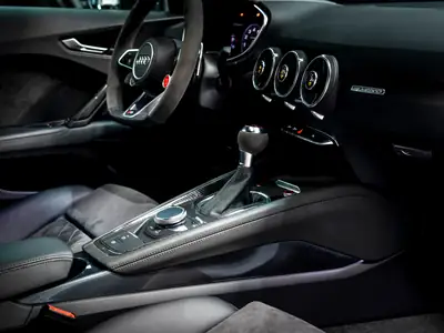 Audi TT RS Coupé 400 ch — Sportive rare, première main, kilométrage exceptionnel — Miniature 15