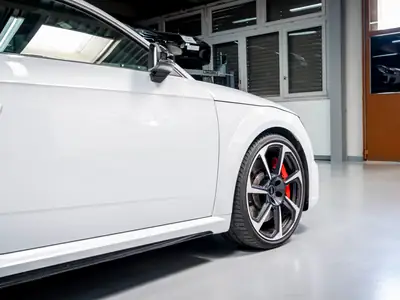 Audi TT RS Coupé 400 ch — Sportive rare, première main, kilométrage exceptionnel — Miniature 18