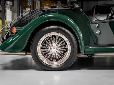 Morgan Plus 8 4.0 — Roadster légendaire britannique, 182 ch, état impeccable — Miniature 19