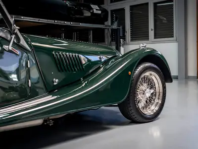 Morgan Plus 8 4.0 — Roadster légendaire britannique, 182 ch, état impeccable — Miniature 20