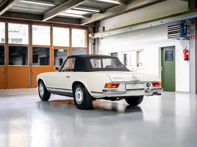 Mercedes-Benz SL 250 1967 — Cabriolet de légende, monopropriétaire suisse — Thumbnail 10