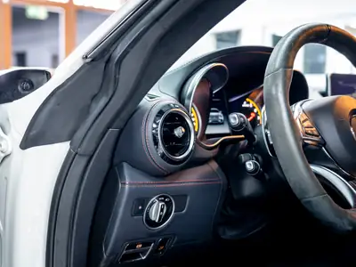 Mercedes-AMG GT S Edition 1 — Superbe coupé sportif, 24 000 km seulement — Miniature 22