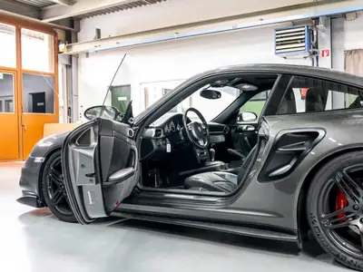 Porsche 911 9FF Turbo 480 ch — Préparation circuit homologuée, très faible kilométrage — Miniature 11
