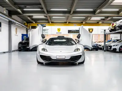 McLaren 12C MP4-12C Coupé — Supercar 626 ch, 51'300 km, garantie constructeur — Miniature 12