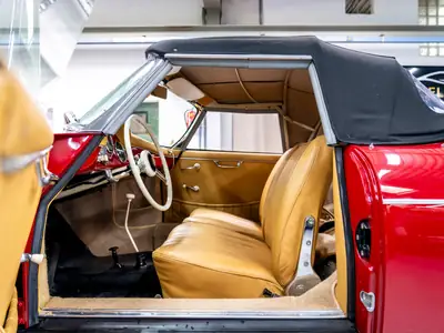 Porsche 356 A 1600 S Convertible 1959 — Légende automobile en état concours — Miniature 18
