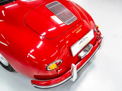 Porsche 356 A 1600 S Convertible 1959 — Légende automobile en état concours — Miniature 27