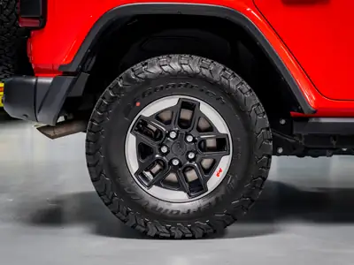Jeep Wrangler Unlimited Rubicon 3.6 V6 — SUV légendaire, boîte auto 8 vitesses, 68'000 km — Miniature 17