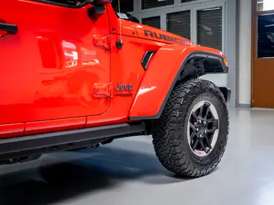 Jeep Wrangler Unlimited Rubicon 3.6 V6 — SUV légendaire, boîte auto 8 vitesses, 68'000 km — Miniature 18