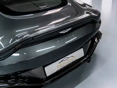 Aston Martin V8 Vantage 4.0 Coupé — Édition limitée 1 OF 200, boîte manuelle 7 rapports — Miniature 15