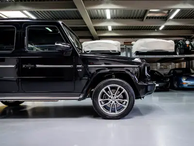 Mercedes-Benz G 500 AMG Line — Le SUV légendaire avec 15'700 km seulement — Miniature 9