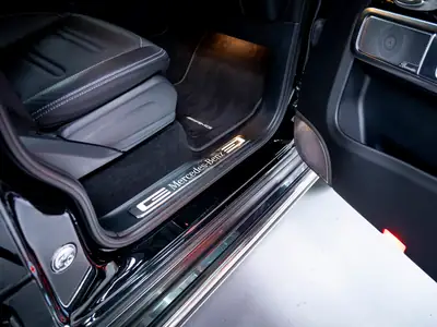 Mercedes-Benz G 500 AMG Line — Le SUV légendaire avec 15'700 km seulement — Miniature 25