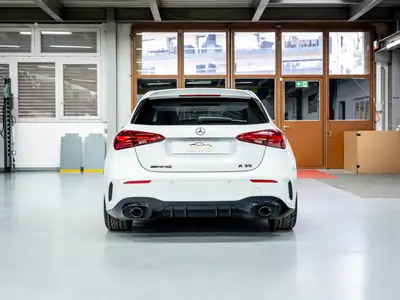 Mercedes-AMG A 35 4Matic+ — Sportive compacte 306 ch, 1 propriétaire, toutes options — Miniature 7