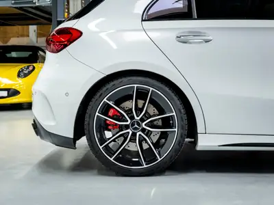 Mercedes-AMG A 35 4Matic+ — Sportive compacte 306 ch, 1 propriétaire, toutes options — Miniature 10