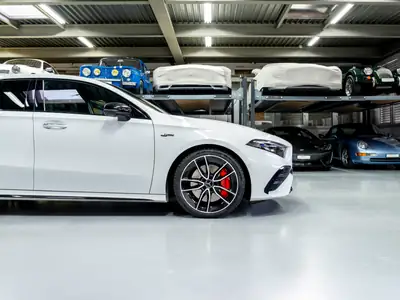 Mercedes-AMG A 35 4Matic+ — Sportive compacte 306 ch, 1 propriétaire, toutes options — Miniature 16
