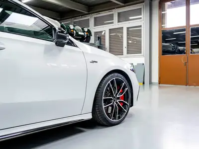 Mercedes-AMG A 35 4Matic+ — Sportive compacte 306 ch, 1 propriétaire, toutes options — Miniature 18