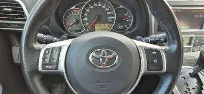Toyota Verso-S 1.33 VVT-i — Monospace compact économe, 36'000 km seulement — Miniatur 15