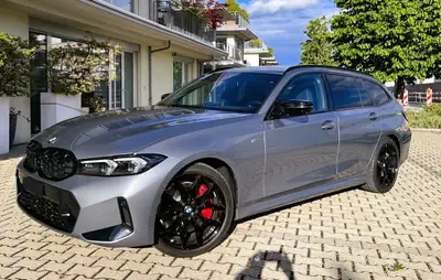 BMW M340i xDrive M Sport Pro — Break sportif 374 PS, LCI Facelift, garantie constructeur — vista posteriore