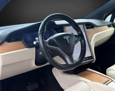 Tesla Model X Maximale-Reichweite — 562 ch, batterie révisée, premier propriétaire — Miniatur 8