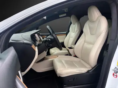 Tesla Model X Maximale-Reichweite — 562 ch, batterie révisée, premier propriétaire — Miniatur 7