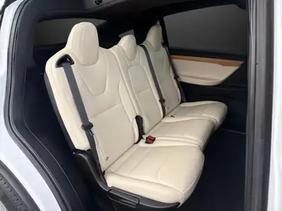Tesla Model X Maximale-Reichweite — 562 ch, batterie révisée, premier propriétaire — Miniatur 13