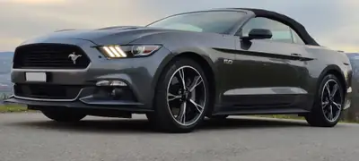 Ford Mustang 5.0 V8 GT Cabriolet — Muscle-car légendaire, California Special import USA — Außenansicht