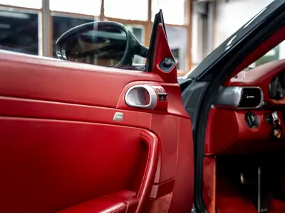 Porsche 911 Carrera 4S PDK — Coupé sportif légendaire, 93 850 km, intérieur cuir bordeaux — Miniature 31