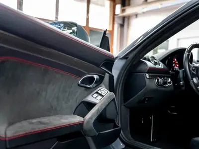 Porsche 718 Cayman GTS 4.0 PDK — Coupé sportif 400 ch, très faible kilométrage — Miniature 23