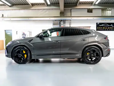 Lamborghini Urus S HP 666 — Le SUV sportif ultime, 23'000 km seulement — intérieur