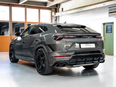 Lamborghini Urus S HP 666 — Le SUV sportif ultime, 23'000 km seulement — Miniature 8