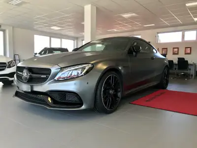Mercedes-AMG C 63 Coupé — Performance 476 ch, design Designo Magno, entretien optimisé — Außenansicht
