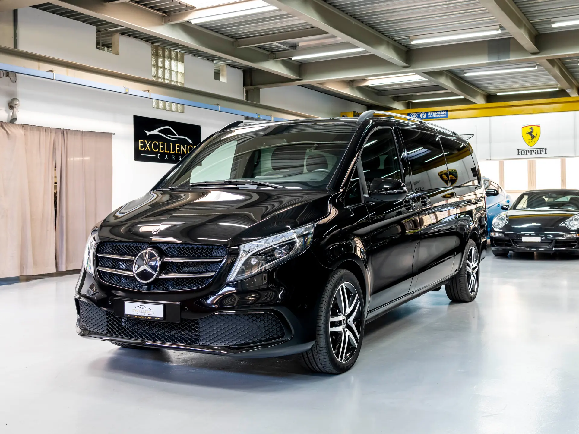 Mercedes-Benz V 250 d Extralang Avantgarde — Monospace premium diesel 190 ch, 33'000 km