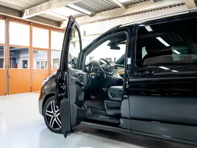 Mercedes-Benz V 250 d Extralang Avantgarde — Monospace premium diesel 190 ch, 33'000 km — Miniature 15