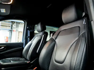 Mercedes-Benz V 250 d Extralang Avantgarde — Monospace premium diesel 190 ch, 33'000 km — Miniature 14