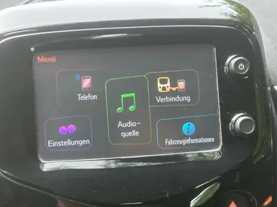 Toyota AYGO 2015 — Citadine fiable et économique, 79 700 km — Seitenansicht