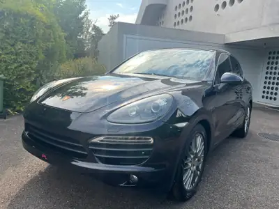 Porsche Cayenne 4.2 V8 TDI S — SUV premium diesel, 160000 km, entretien certifié — Innenraum