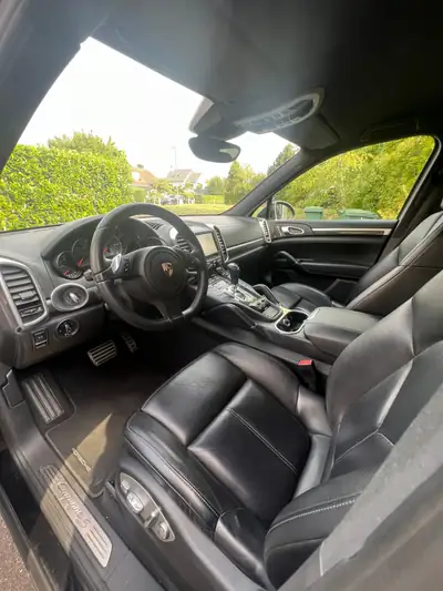 Porsche Cayenne 4.2 V8 TDI S — SUV premium diesel, 160000 km, entretien certifié — Miniatur 10
