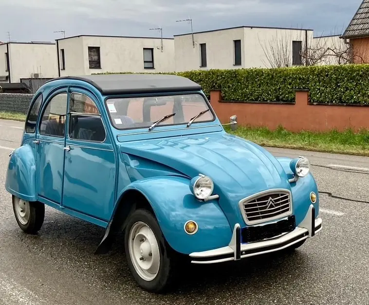 Citroën 2CV6 Cabriolet 1981 — L'icône française décapotable, kilométrage authentique