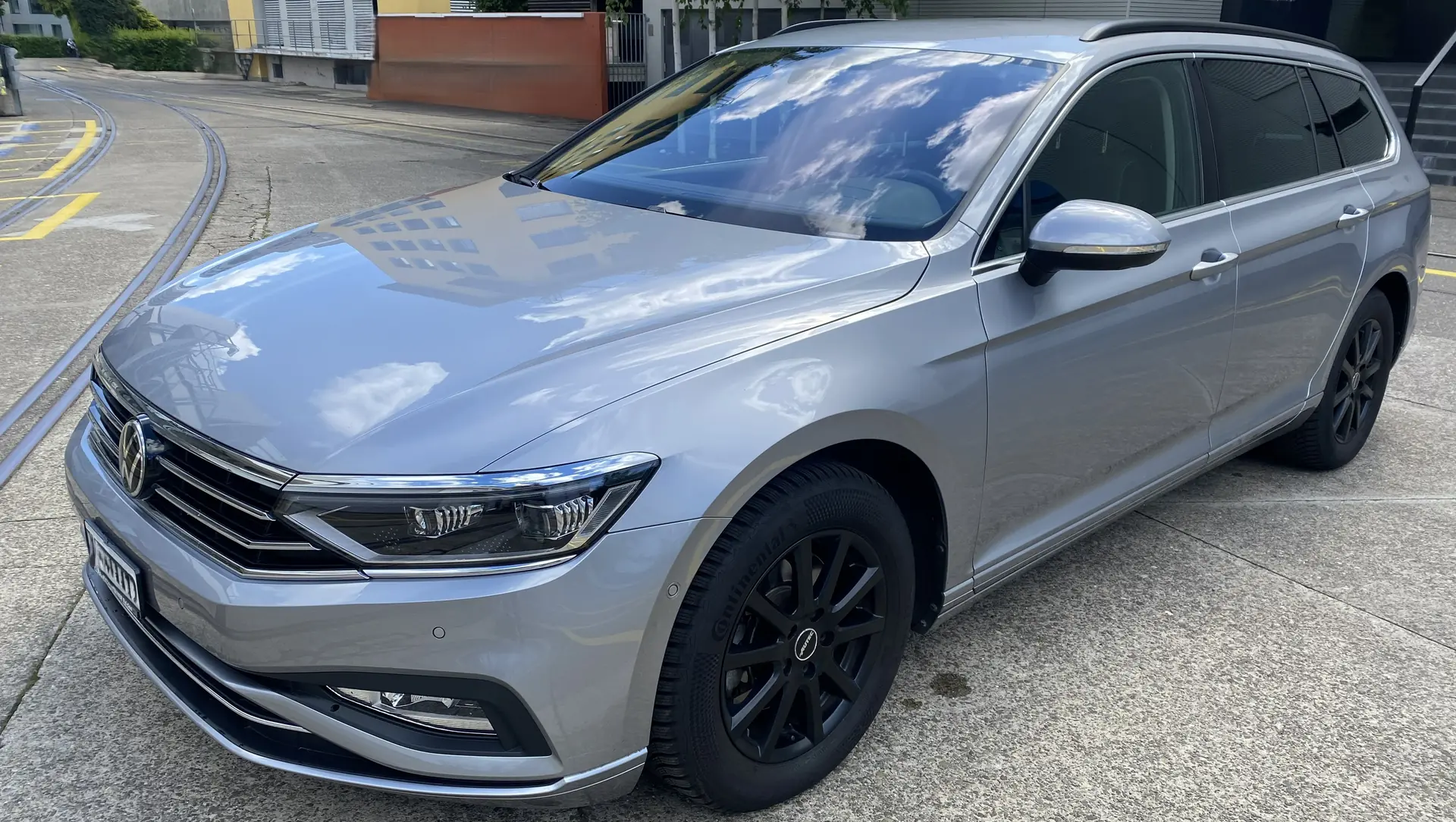 VW Passat Break 1.5 TSI Business DSG — Familiale polyvalente, 68'000 km seulement — Außenansicht