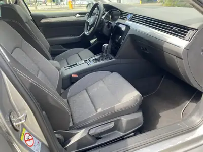 VW Passat Break 1.5 TSI Business DSG — Familiale polyvalente, 68'000 km seulement — Miniature 9