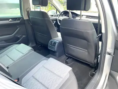 VW Passat Break 1.5 TSI Business DSG — Familiale polyvalente, 68'000 km seulement — Miniature 10