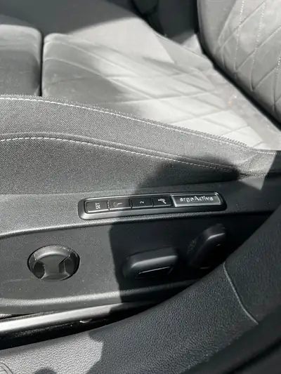 VW Golf 1.5 eTSI Style DSG — Hybride léger performant, 60 000 km seulement — Thumbnail 7