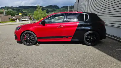 Peugeot 308 1.6 PureTech GTi — 262 ch dynamique, sans sinistre, avec garantie — vista posteriore
